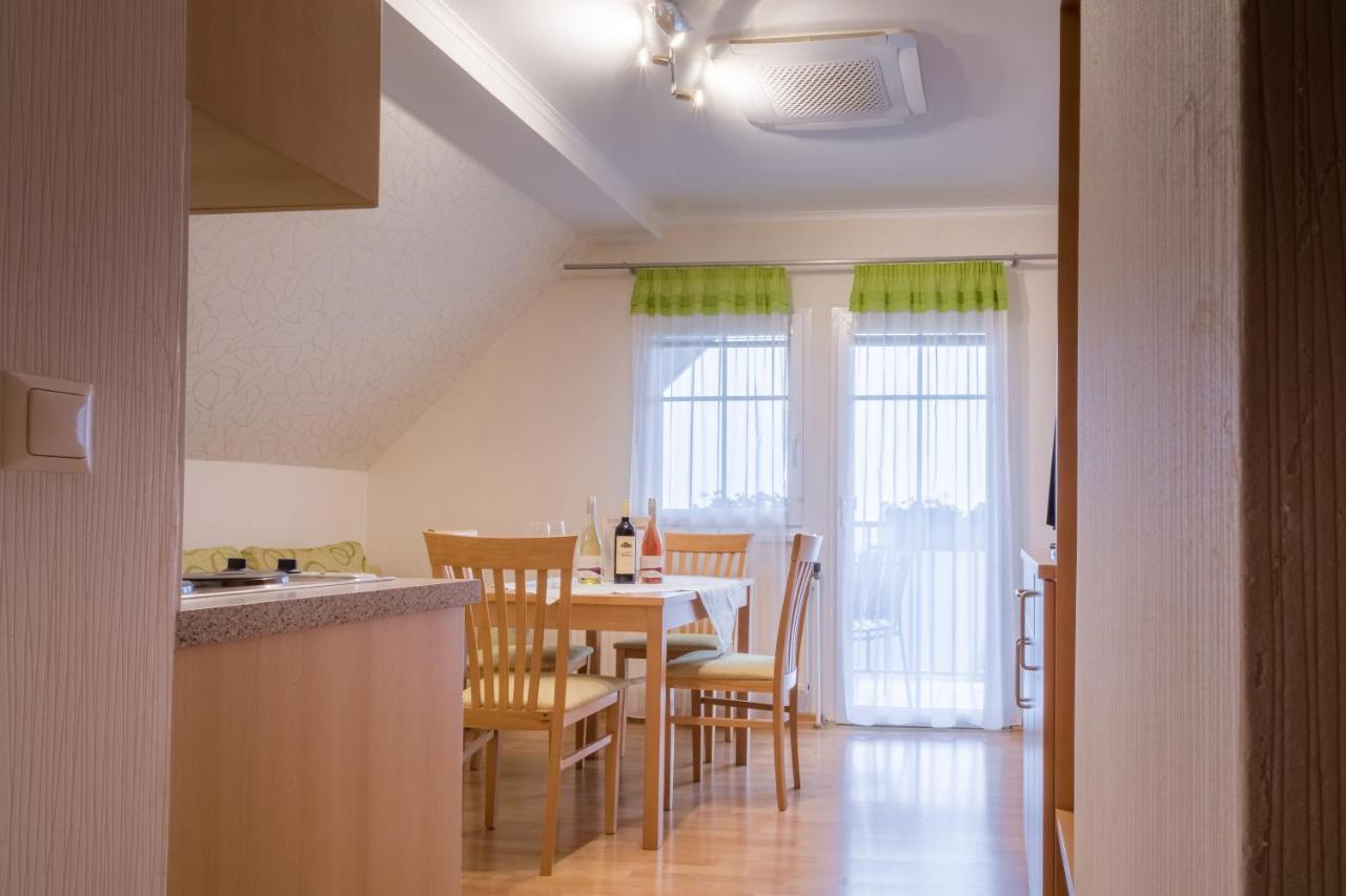 Haus Kranixfeld-Fischl Ξενοδοχείο Mörbisch am See Εξωτερικό φωτογραφία