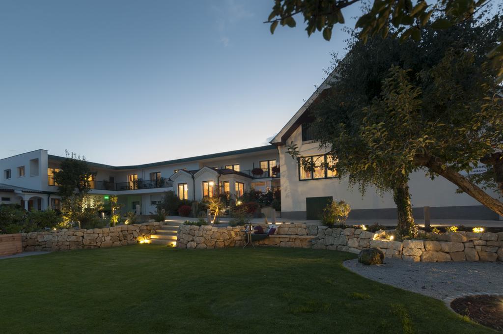 Haus Kranixfeld-Fischl Ξενοδοχείο Mörbisch am See Εξωτερικό φωτογραφία